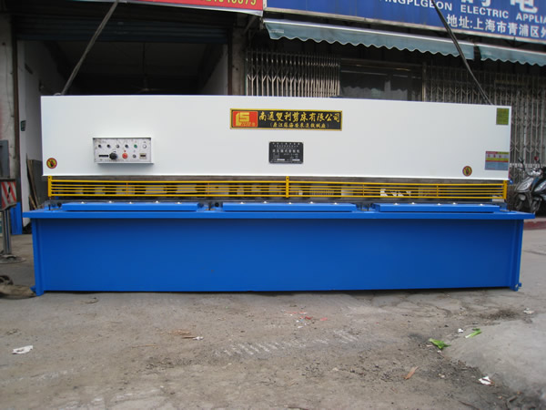 4米剪板機(jī)